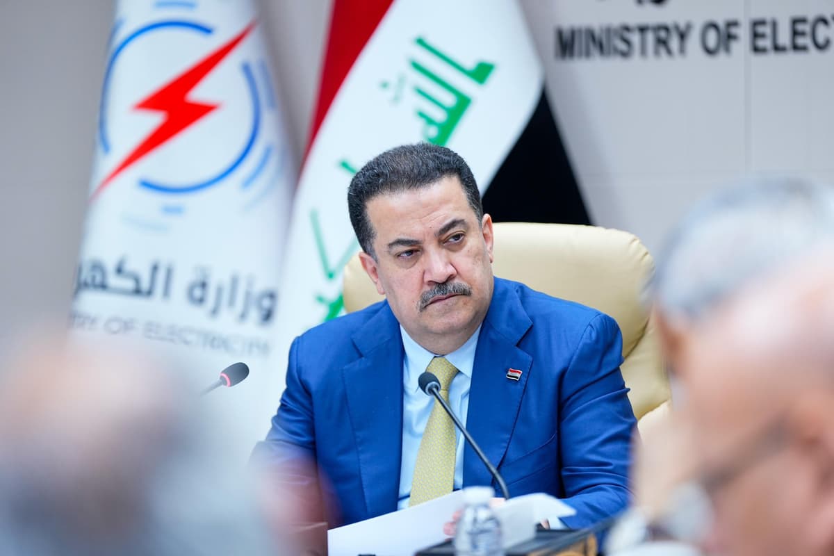 رئيس  الوزراء محمد شياع السوداني يجري زيارة إلى مقر وزارة الكهرباء في العاصمة بغداد، للاطلاع على استعدادات الوزارة المبكرة في توفير الطاقة الكهربائية خلال موسم الصيف المقبل