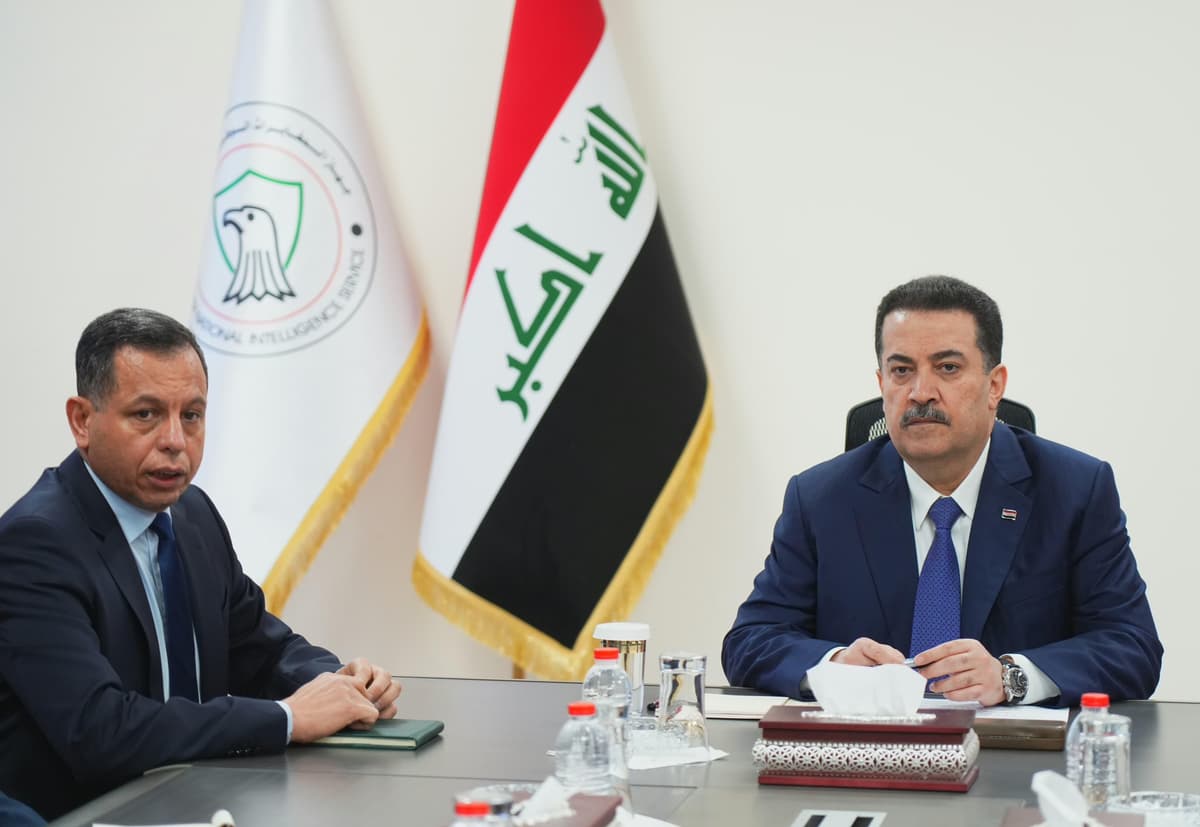 The Iraqi Prime Minister, Mohammed Shia' Al-Sudani, is visiting the headquarters of the National Intelligence Service