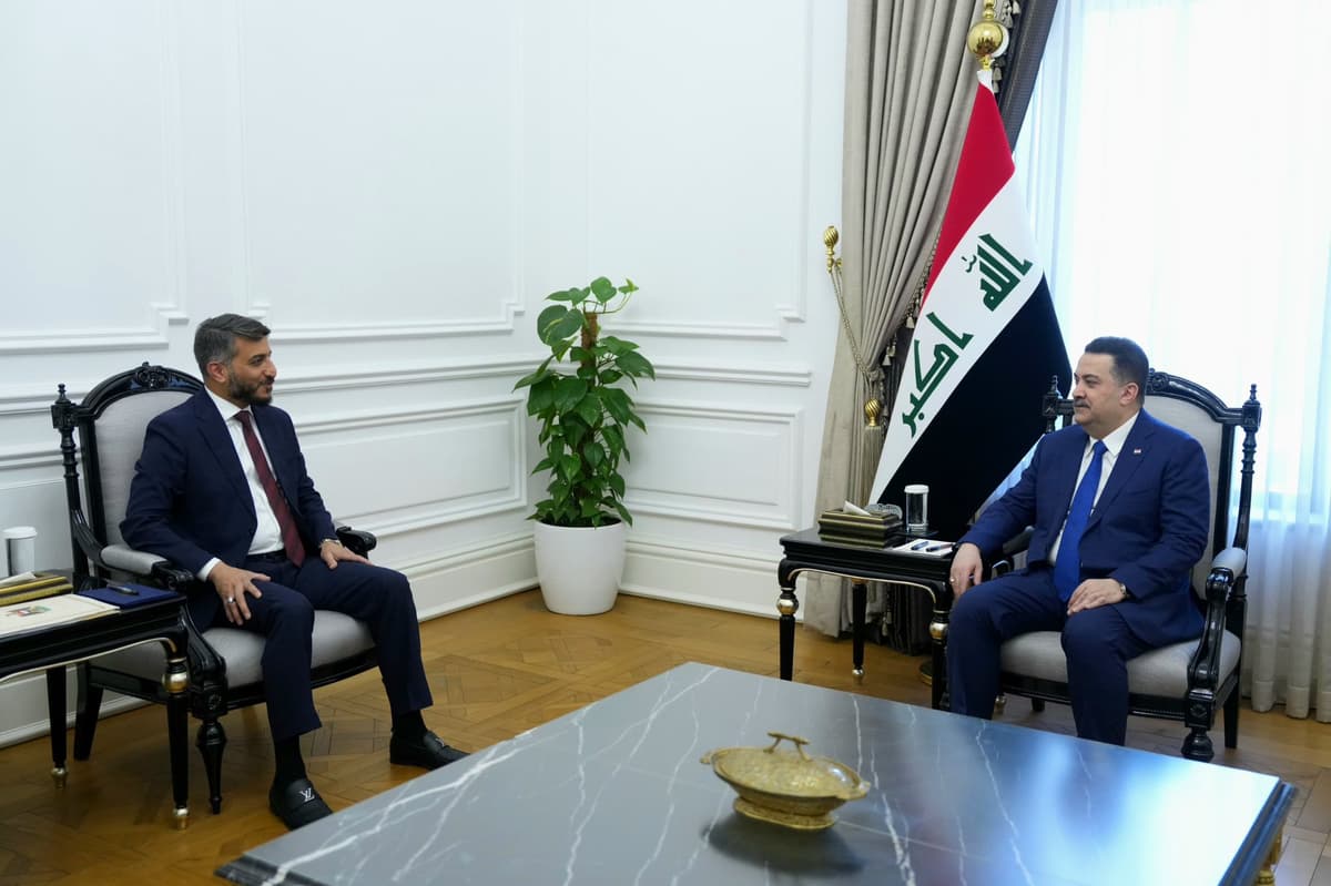 رئيس الوزراء محمد شياع السوداني يستقبل محافظ النجف الأشرف يوسف مكي كناوي