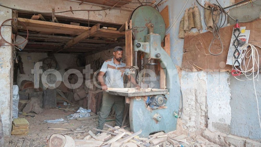 Boat building, heat, handicrafts
