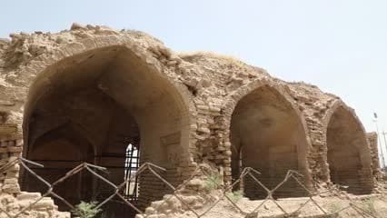 Khan Bani Saad, Diyala, arches