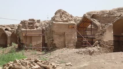 Khan Bani Saad, Diyala, arches