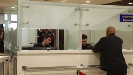 مطار الموصل , ضباط جوازات