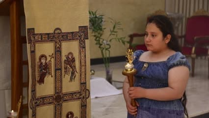 عيد الفصح , كنيسة , اطفال , طقوس روحانية