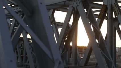 الجسر الحديدي , الموصل