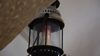 Heritage House, Oil Lamp