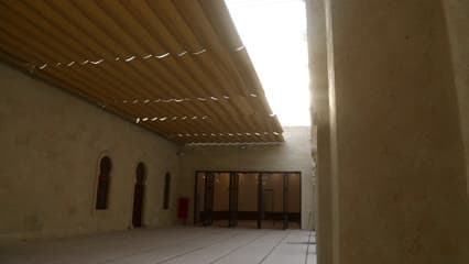 جامع النوري , الساحه الداخلية