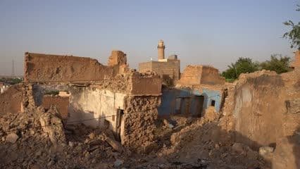 Al Farouq Lighthouse, Hit