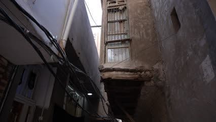Al-Huwaish Market, old heritage houses