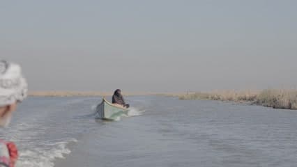 اهوار الجبايش , مياه , قارب