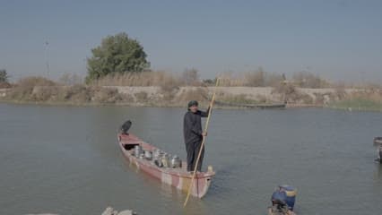 اهوار الجبايش  , قارب , حياة يومية