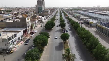 Green Belt Street, Side Traffic
