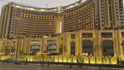 Heart of the World Hotel, Baghdad, Hotels