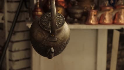 Old teapot, Al-Saffafir Market
