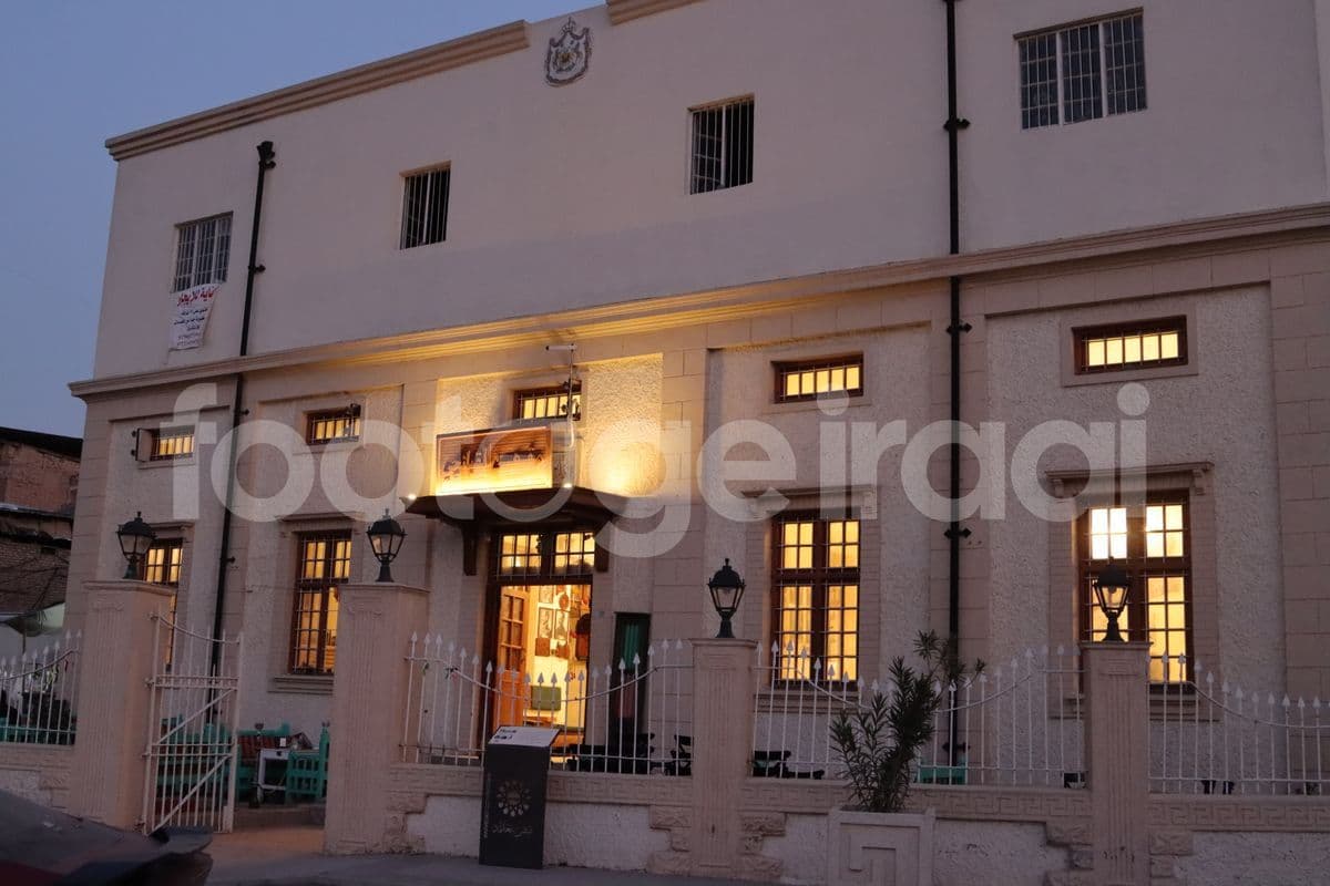 مقهى القبانجي , شارع المتنبي