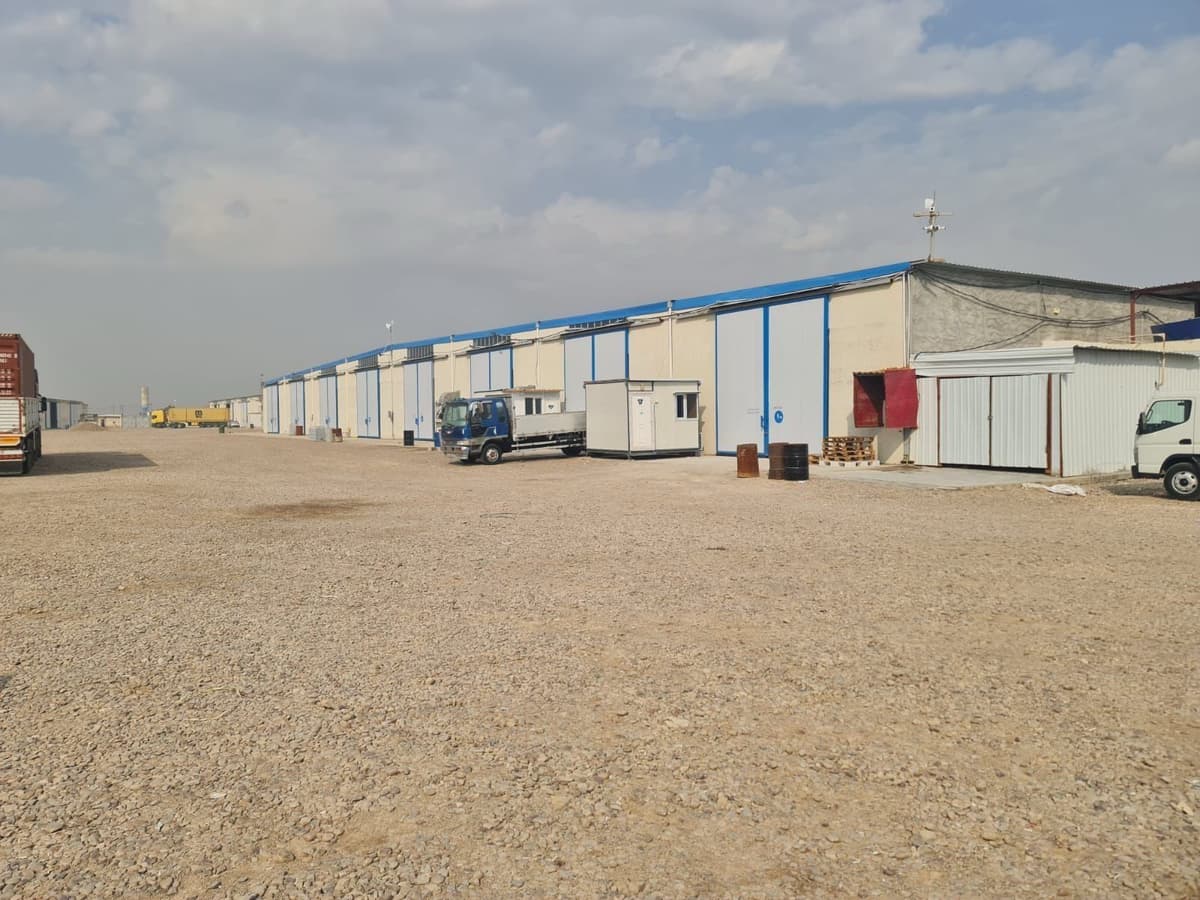 حملة تفتيشية مشتركة تكشف 10 مخازن غذائية وكهربائية في التاجي شمال بغداد